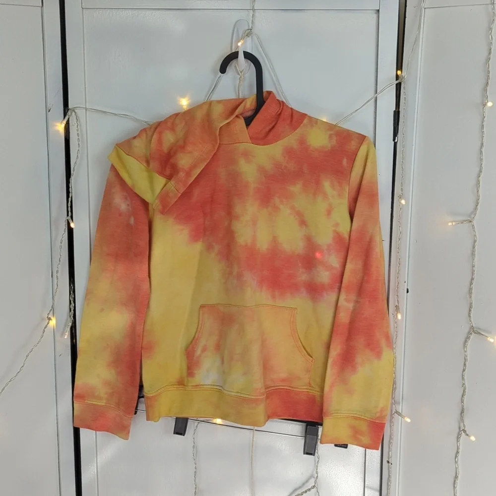 Girls Size 6-8 Long Sleeve Tops Bundle - Cozy and Stylish - Picture 6 of 9